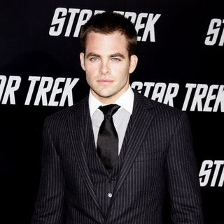 Chris Pine in "Star Trek" Los Angeles Premiere - Arrivals