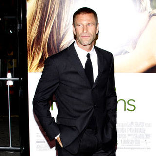 Aaron Eckhart in "Love Happens" World Premiere - Arrivals