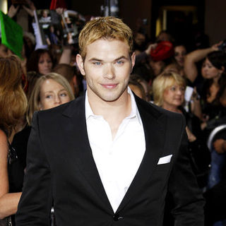 "The Twilight Saga's New Moon" Los Angeles Premiere- Arrivals