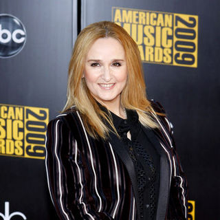Melissa Etheridge; in 2009 American Music Awards - Arrivals