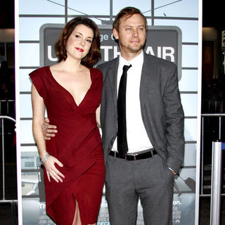 Melanie Lynskey, Jimmi Simpson in "Up in the Air" Los Angeles Premiere - Arrivals