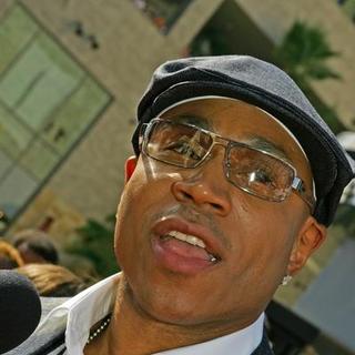 LL Cool J; in 2004 BET Awards Red Carpet