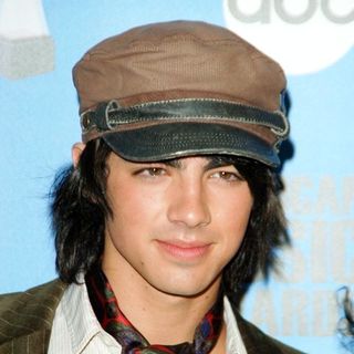 Joe Jonas;Jonas Brothers; in 34th Annual American Music Awards - Nomination Announcements