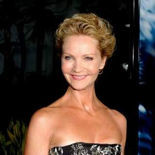 Joan Allen; in The Bourne Ultimatum Los Angeles Premiere