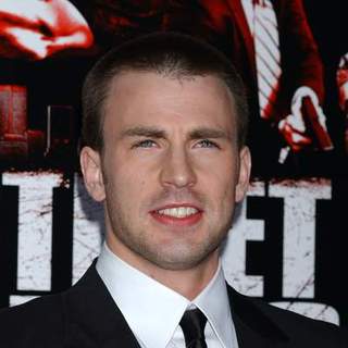 Chris Evans in "Street Kings" Hollywood Premiere - Arrivals