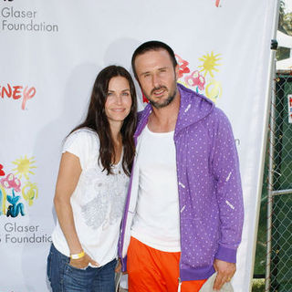 David Arquette, Courteney Cox in 19th Annual "A Time For Heroes" Celebrity Carnival - Arrivals and Departures