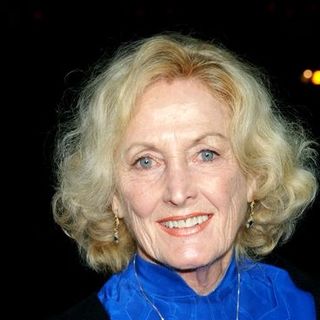 Eileen Ryan; in "Milk" Hollywood Premiere - Arrivals