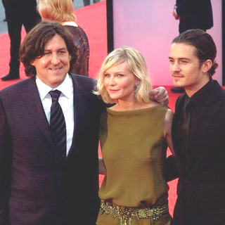 Cameron Crowe, Kirsten Dunst, Orlando Bloom in 2005 Venice Film Festival - Elizabethtown Premiere