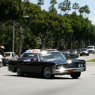 Adrian Grenier and Kevin Dillon Filming "Entourage" Driving on Sunset Boulevard on June 29, 2009