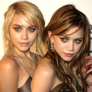 Ashley Olsen;Mary-Kate Olsen; in New York Minute