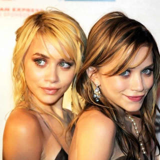 Ashley Olsen;Mary-Kate Olsen; in New York Minute