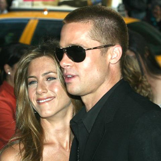 Brad Pitt;Jennifer Aniston; in Troy