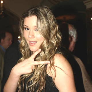Joss Stone; in UJA Benefit Honoring David Munns and Rob Glaser