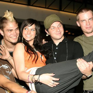 Ashlee Simpson; in CD Release Signing For Autobiography