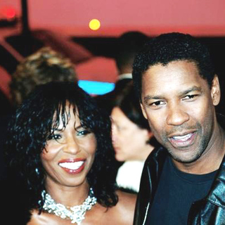 Denzel Washington, Pauletta Pearson in Out of Time Premiere