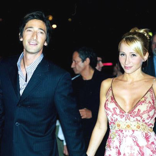 Adrien Brody;Michelle DuPont; in Dummy Movie Premiere