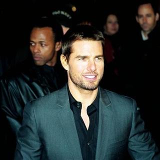 Tom Cruise; in The Last Samurai Premiere: Outside Arrivals