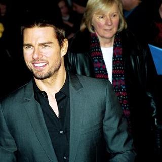 Tom Cruise; in The Last Samurai Premiere: Outside Arrivals