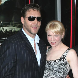 Russell Crowe, Renee Zellweger in Cinderella Man New York Premiere Arrivals