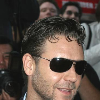 Russell Crowe; in Cinderella Man New York Premiere Arrivals