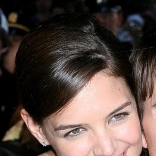 Katie Holmes; in The War of the Worlds New York Premiere - Arrivals