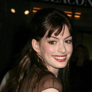 Anne Hathaway; in Walk The Line New York Premiere - Arrivals