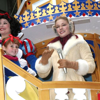 LeAnn Rimes; in 2005 Macy's Thanksgiving Day Parade