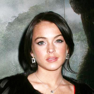 Lindsay Lohan; in King Kong New York World Premiere - Inside Arrivals