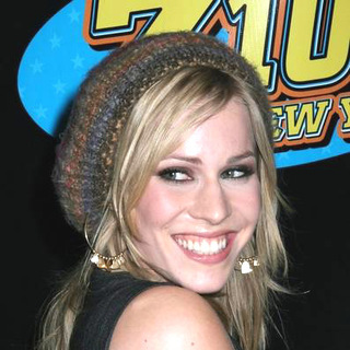 Natasha Bedingfield; in Z100 Presents Jingle Ball 2005