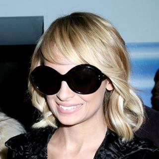 Nicole Richie; in Olympus Fashion Week Fall 2006 - Oscar de la Renta Backstage
