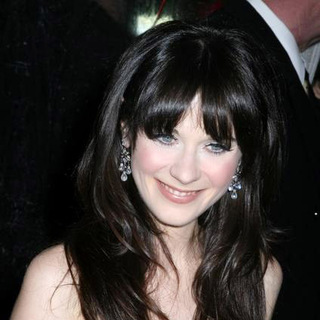 Zooey Deschanel; in Failure To Launch New York Premiere - Arrivals