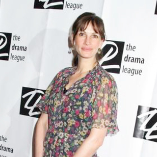 Julia Roberts; in 72nd Annual Drama League Awards Ceremony and Luncheon