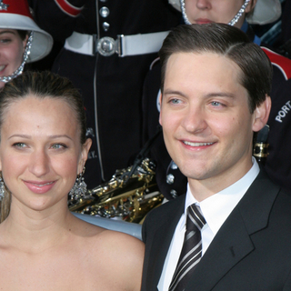 Tobey Maguire;Jennifer Meyer; in Spider-Man 3 Movie Premiere - New York City - Arrivals