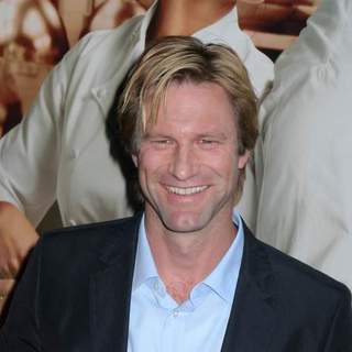 Aaron Eckhart; in No Reservations New York Movie Premiere - Arrivals
