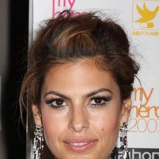 Eva Mendes; in Aid for AIDS Honors Heroes at 2007 My Heroes Gala - Arrivals