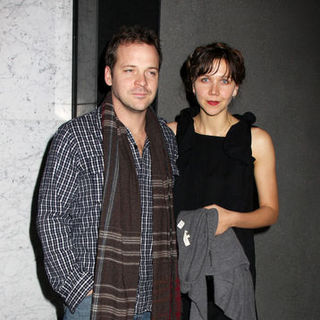 Maggie Gyllenhaal;Peter Sarsgaard; in The Lunchbox Auction Benefiting Food Bank for NYC and the Lunchbox Fund - December 6, 2007
