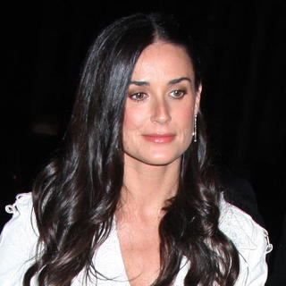 Demi Moore; in "Flawless" Screening Hosted by the Cinema Society - Outside Arrivals