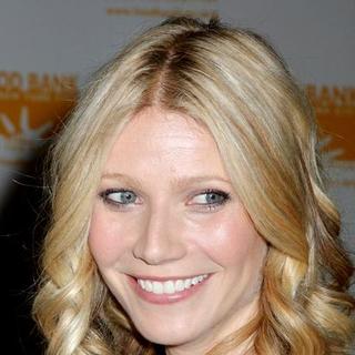 Gwyneth Paltrow; in 5th Annual Can-Do Awards Dinner Marking the 25th Anniversary of Food Bank for New York City