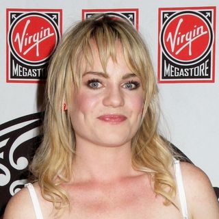 Duffy Promotes Her New CD "Rockferry" and Performs at Virgin Megastore in New York City
