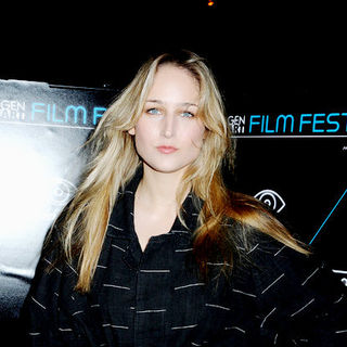 Leelee Sobieski Latest News, Bio, Profile, Album, Movie and Photo.