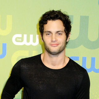 Penn Badgley; in 2009 CW Upfront Presentation - Arrivals