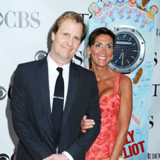 Jeff Daniels;Kathleen Treado; in 63rd Annual Tony Awards - Arrivals