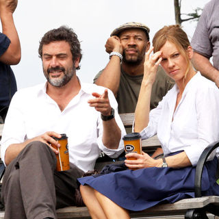 Jeffrey Dean Morgan and Hilary Swank Filming "The Resident" Movie in Brooklyn on July 1, 2009