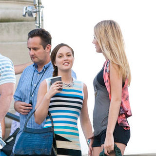 Leighton Meester, Blake Lively in "Gossip Girls" Filming at the New York Metropolitan Museum of Art on July 13, 2009