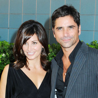 Gina Gershon, John Stamos in "Inglourious Basterds" New York Premiere - Arrivals