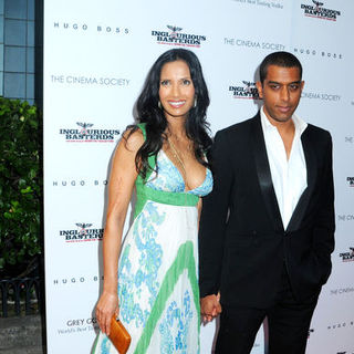 Padma Lakshmi in "Inglourious Basterds" New York Premiere - Arrivals