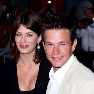 Mark Wahlberg;Rhea Durham; in The Italian Job Hollywood Premiere