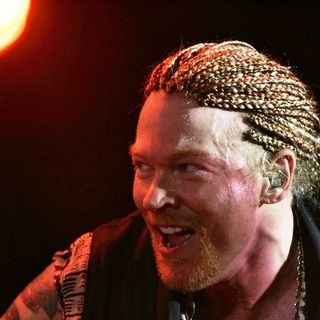 Axl Rose, Guns N' Roses in 2006 Rock in Rio Lisboa Music Festival