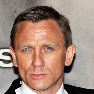 Daniel Craig in "Defiance" ("Les Insurges") Paris Photocall - Arrivals