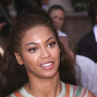 Beyonce Knowles; in Jay-Z and The Palazzo Hotel Announce The Opening Of 40-40 Club In Las Vegas
